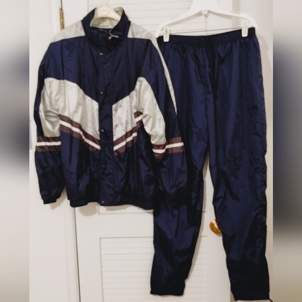 NWOT Men's Vintage 80's Court Casuals Full Track Suit Reflective Jacket & Pants.